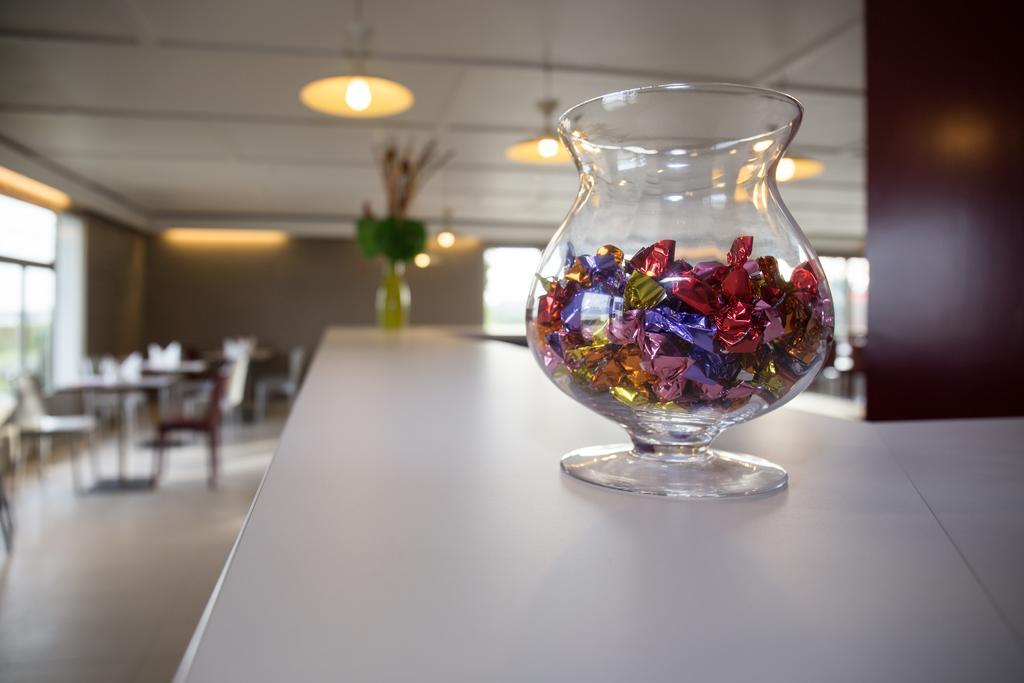 Restaurant Campanile Laval Hotel 3*
